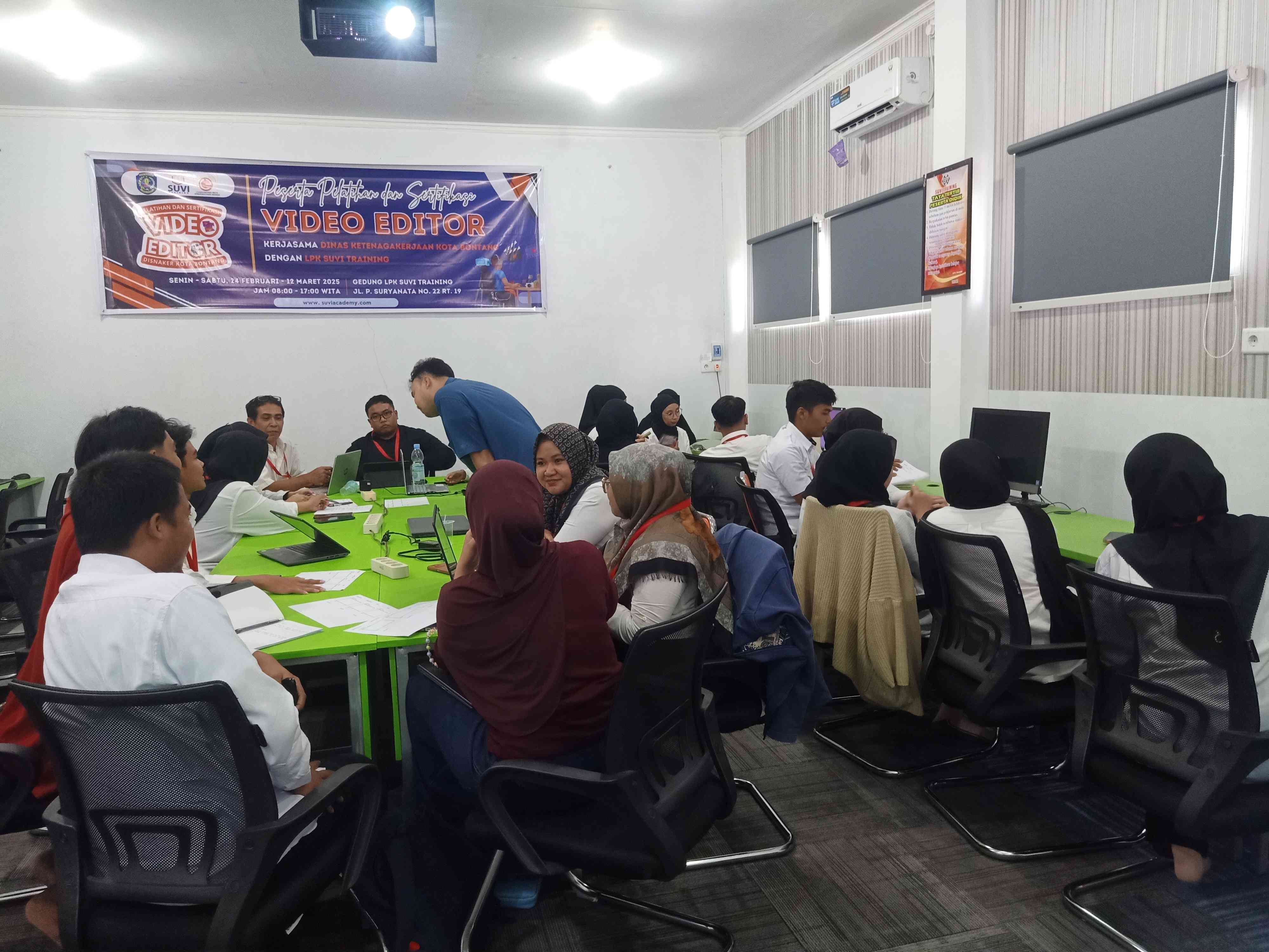LPK Suvi Training dan Dinas Ketenagakerjaan Kota Bontang Selenggarakan Pelatihan Video Editor Bersertifikasi BNSP